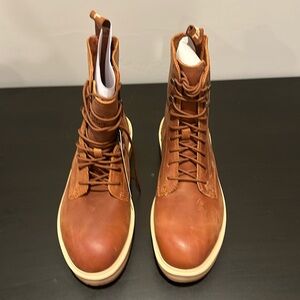 New Sorel Waterproof Hiking Boots